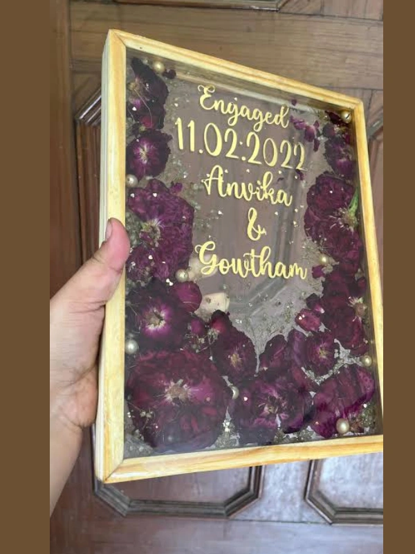 Engagement-Memory-Glass-Frame