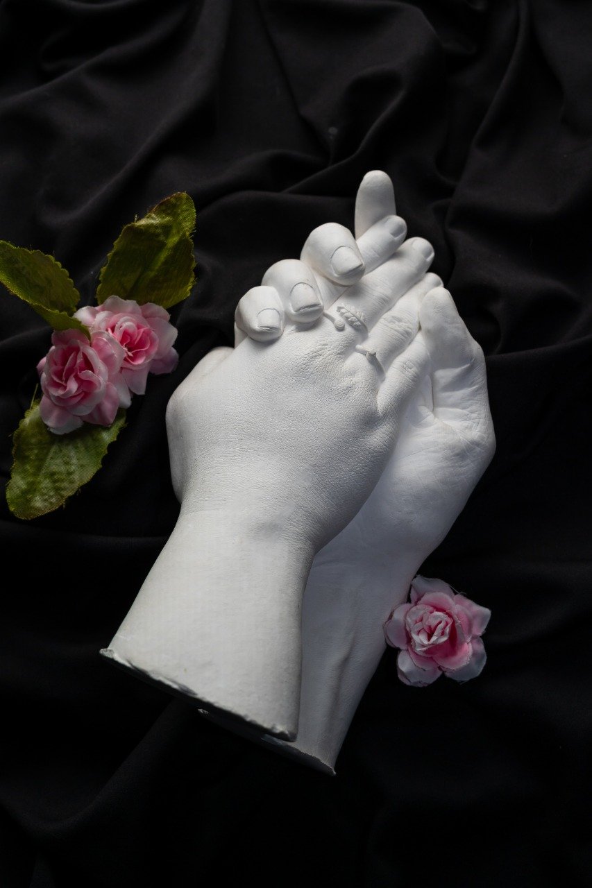 Raw_Couple_Lifecasting